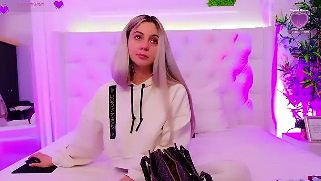 AriannaSins online show from 04/02/26, 12:34