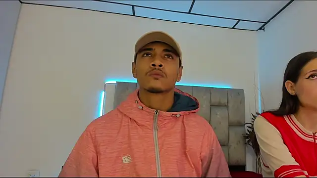 SweetAndSinful online show from 12/04/25, 03:49