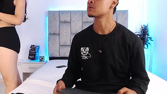 SweetAndSinful online show from 11/18/25, 03:54