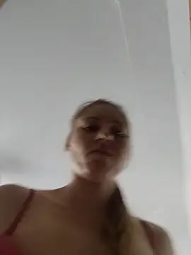 Snapshot of SandyCassie chatting on 06/24/26, 07:18 SandyCassie online show from 06/24/26, 07:18