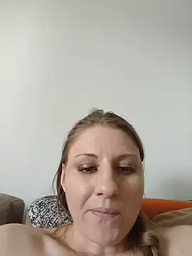 SandyCassie online show from 05/25/26, 09:08