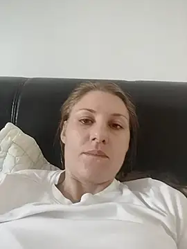 Snapshot of SandyCassie chatting on 07/05/26, 09:16 SandyCassie online show from 07/05/26, 09:16