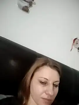 SandyCassie online show from 12/02/25, 07:21