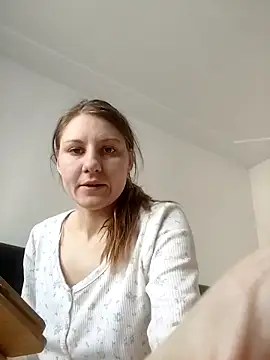 SandyCassie online show from 03/24/26, 07:30
