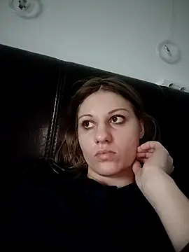 SandyCassie online show from 11/23/25, 06:23