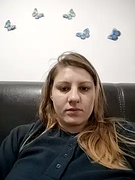 SandyCassie online show from 11/11/25, 05:13