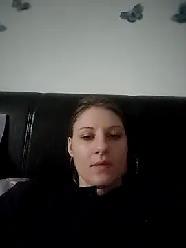 SandyCassie online show from 11/16/25, 06:18