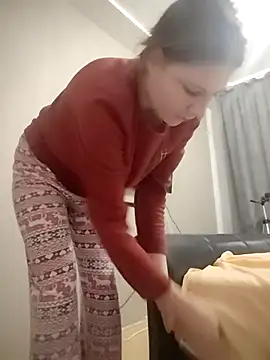 SandyCassie online show from 11/14/25, 05:44