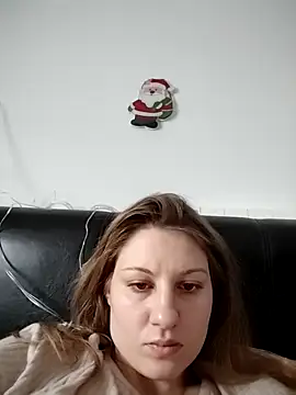 SandyCassie online show from 11/26/25, 06:35