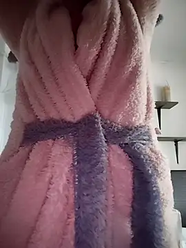 SandyCassie online show from 11/17/25, 11:58