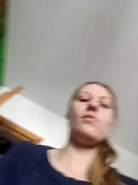 SandyCassie online show from 04/25/26, 07:22