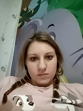 SandyCassie online show from 11/11/25, 10:04