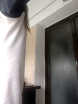SandyCassie online show from 05/10/26, 05:44