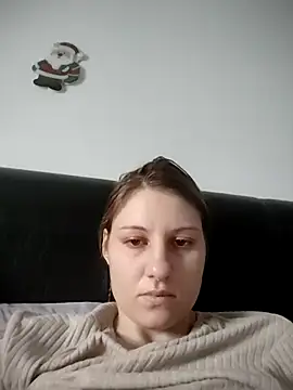 SandyCassie online show from 11/18/25, 06:17