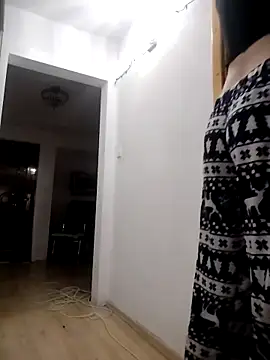 SandyCassie online show from 12/18/25, 07:02