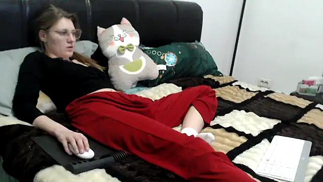 SandyCassie online show from 02/14/26, 06:52