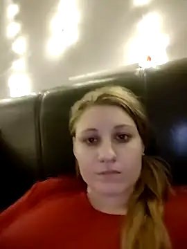 SandyCassie online show from 12/14/25, 08:14