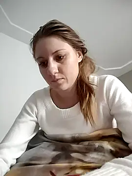 SandyCassie online show from 12/15/25, 09:26