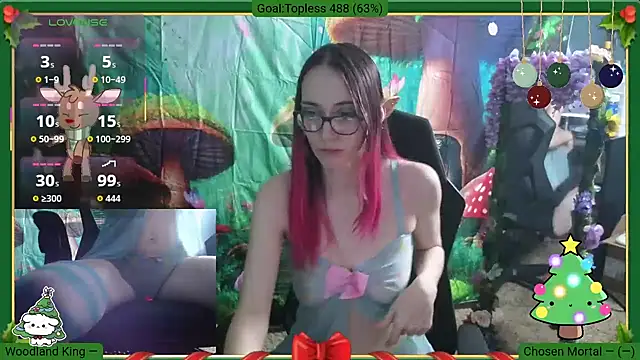 Snapshot of Fae_Moon chatting on 11/14/25, 01:20 Fae Moon online show from 11/14/25, 01:20