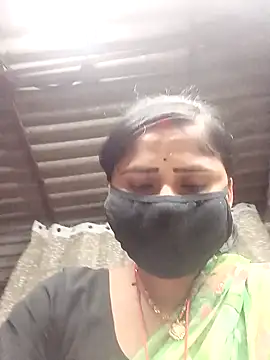 Snapshot of Rajni_chauhan chatting on 02/24/26, 04:30 Rajni chauhan online show from 02/24/26, 04:30