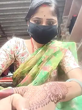 Snapshot of Rajni_chauhan chatting on 10/29/25, 05:12 Rajni chauhan online show from 10/29/25, 05:12