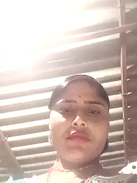 Rajni chauhan online show from 03/21/26, 03:49