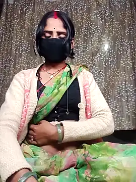 Snapshot of Rajni_chauhan chatting on 01/05/26, 05:49 Rajni chauhan online show from 01/05/26, 05:49