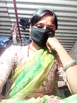 Snapshot of Rajni_chauhan chatting on 10/24/25, 03:55 Rajni chauhan online show from 10/24/25, 03:55