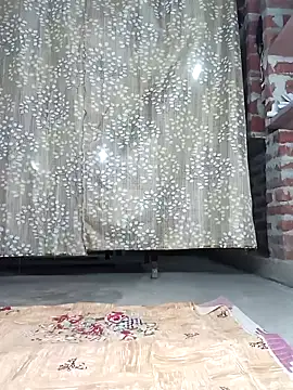 Snapshot of Rajni_chauhan chatting on 12/04/25, 04:17 Rajni chauhan online show from 12/04/25, 04:17