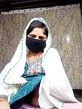 Snapshot of Rajni_chauhan chatting on 11/30/25, 03:57 Rajni chauhan online show from 11/30/25, 03:57