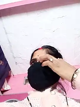 Snapshot of Rajni_chauhan chatting on 01/14/26, 04:54 Rajni chauhan online show from 01/14/26, 04:54