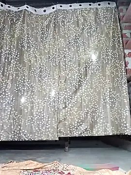 Snapshot of Rajni_chauhan chatting on 01/13/26, 04:33 Rajni chauhan online show from 01/13/26, 04:33