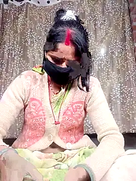 Snapshot of Rajni_chauhan chatting on 01/06/26, 04:11 Rajni chauhan online show from 01/06/26, 04:11