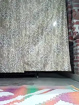 Snapshot of Rajni_chauhan chatting on 12/03/25, 04:39 Rajni chauhan online show from 12/03/25, 04:39