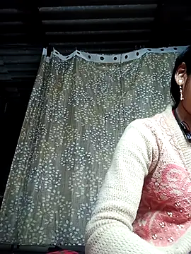 Snapshot of Rajni_chauhan chatting on 02/02/26, 06:51 Rajni chauhan online show from 02/02/26, 06:51