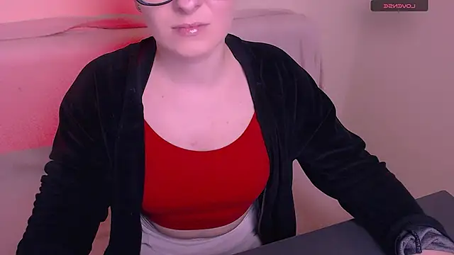 AllaLeomz online show from 12/05/25, 08:24