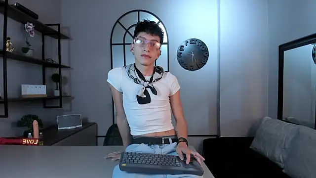 Tiam muller online show from 11/15/25, 08:02