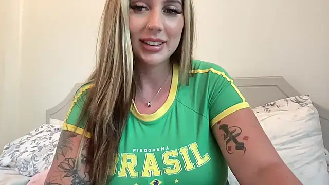 Amiraxevans online show from 03/25/26, 11:20