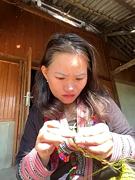 Saomai25 online show from 12/01/25, 04:24