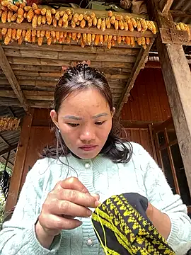 Saomai25 online show from 11/15/25, 06:28