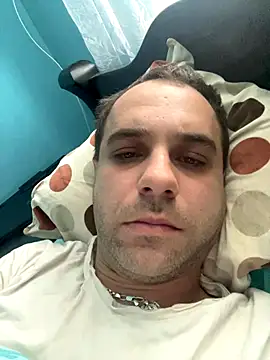 Snapshot of AndyLynn chatting on 10/20/25, 04:58 AndyLynn online show from 10/20/25, 04:58