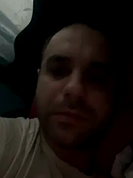 Snapshot of AndyLynn chatting on 11/10/25, 05:01 AndyLynn online show from 11/10/25, 05:01