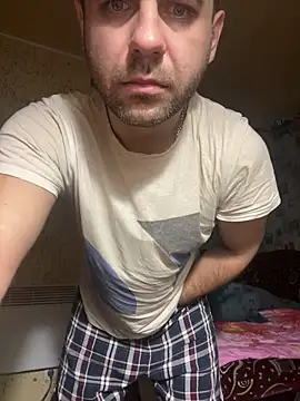 Snapshot of AndyLynn chatting on 11/12/25, 03:54 AndyLynn online show from 11/12/25, 03:54