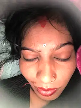 Ragni bhargav online show from 04/23/26, 11:17
