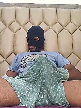 Mysterious Prince online show from 12/04/25, 06:01