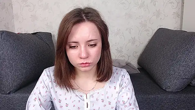 evaa here  online show from 04/03/26, 08:10