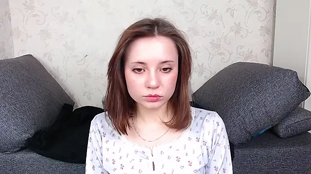 evaa here  online show from 03/31/26, 07:43