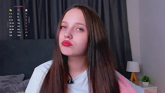 NadiaGnegy online show from 10/29/25, 01:10