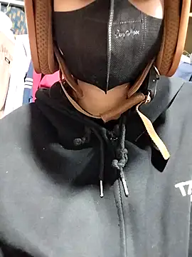 Michan68 online show from 12/22/25, 07:41