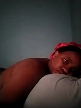 Snapshot of Blairblu28 chatting on 10/29/25, 06:45 Blairblu28 online show from 10/29/25, 06:45